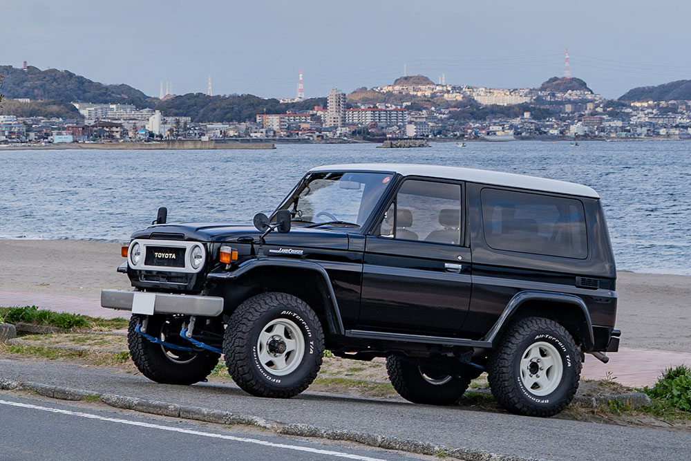 TOYOTA Land Cruiser70 PX-10
