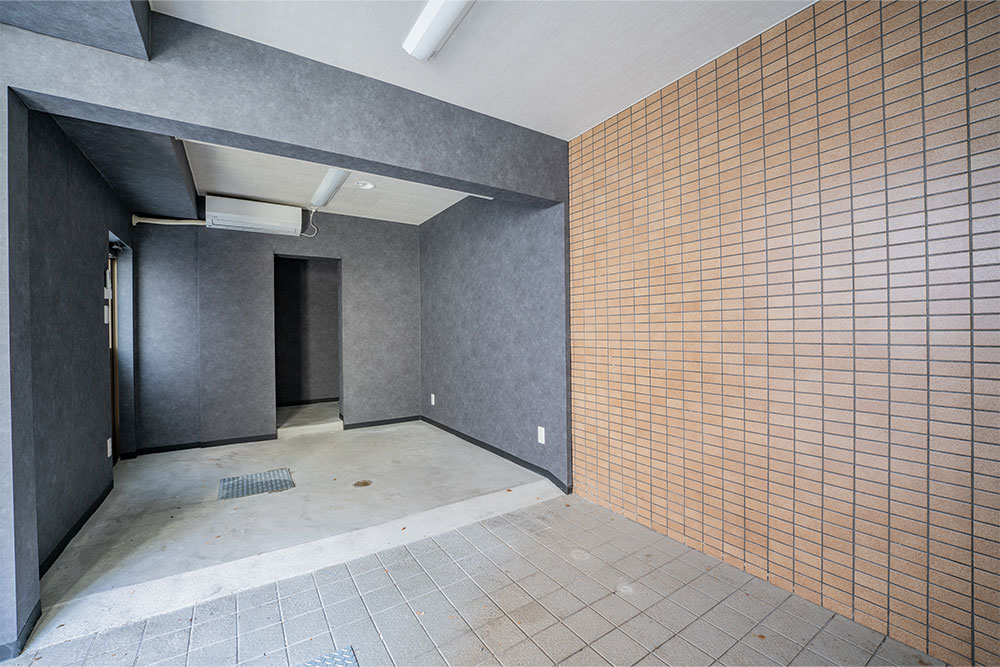 B区画のガレージ