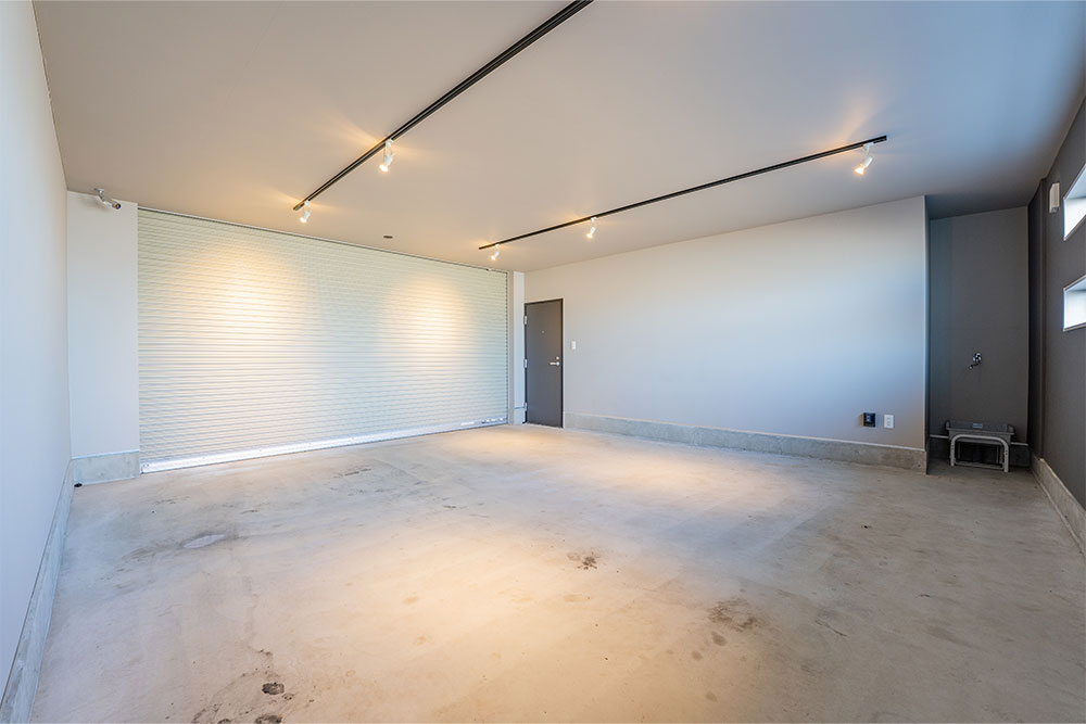 A〜D棟のガレージ