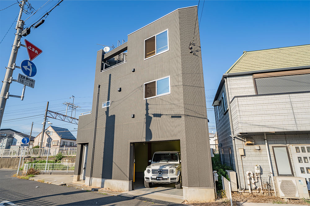 みどり台駅 徒歩1分/JR西千葉駅 徒歩11分で2路線利用可