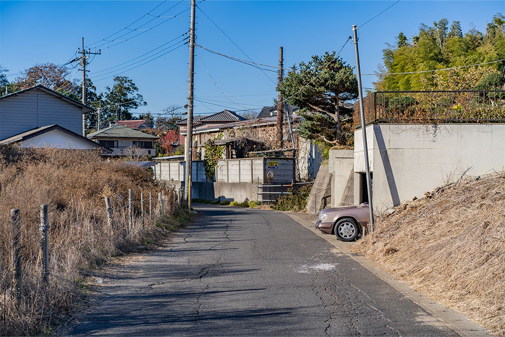 道路幅員約5mでスムーズ入庫