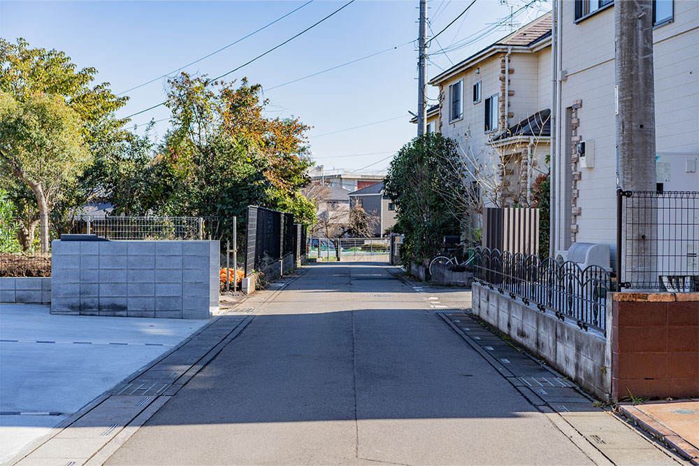 南側前面道路の様子