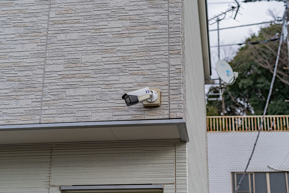 敷地内防犯カメラ