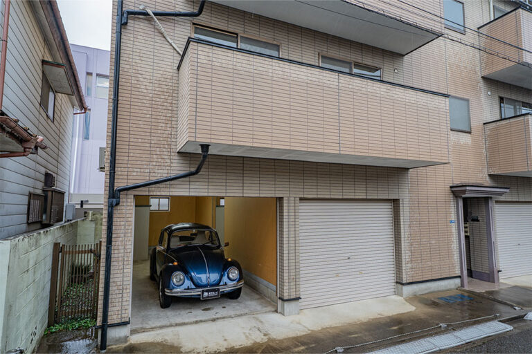 ファミリー対応の2LDK&趣味道具も置けるガレージ|朝霞駅 徒歩10分