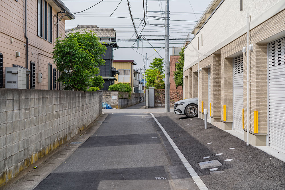 前面道路(東側生活道路)の様子