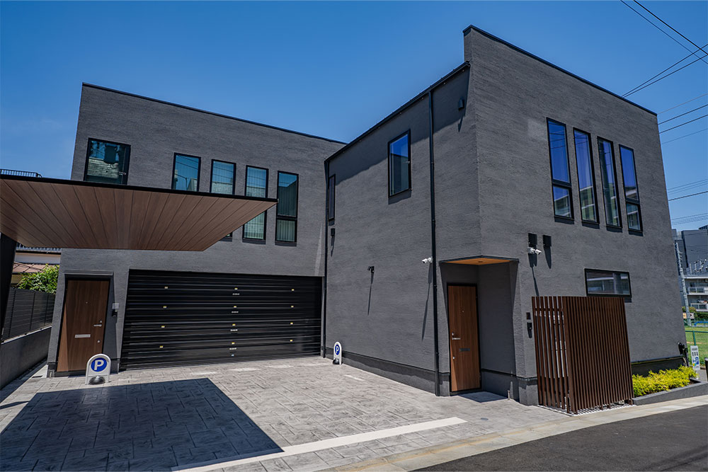 C号室側から見た建物外観