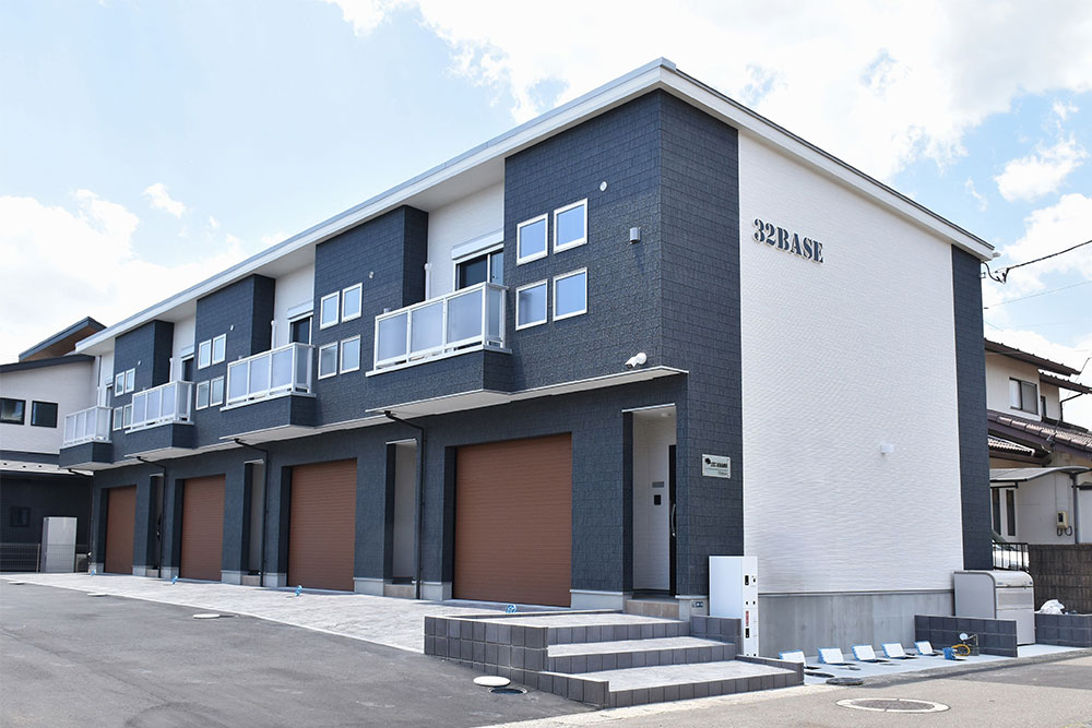 宮城県仙台市太白区西中田5丁目の賃貸ガレージハウス「32BASE」