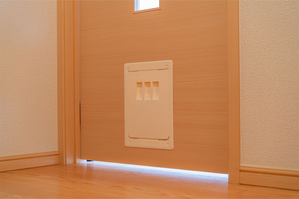 ペット用のゲートドア
