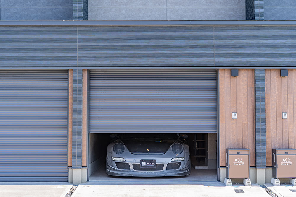 ガレージに駐車した911(Type997)