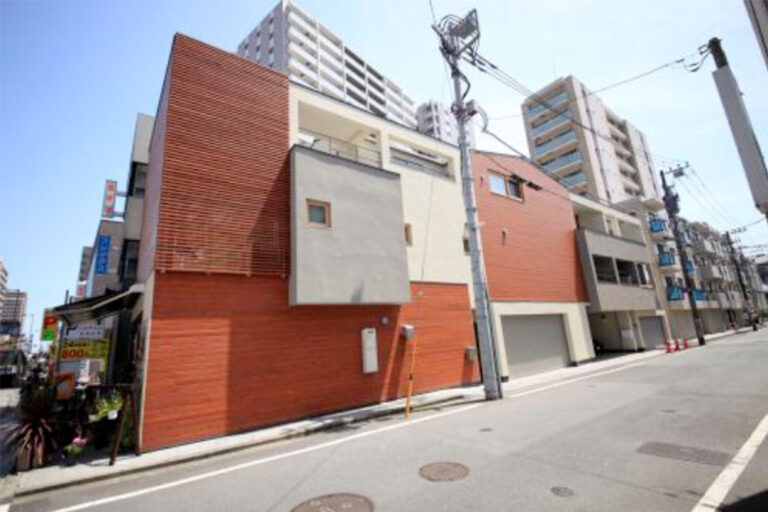 ＜2LDK（69.75㎡）+ガレージ/200,000円＞八王子駅 徒歩14分の賃貸ガレージハウス