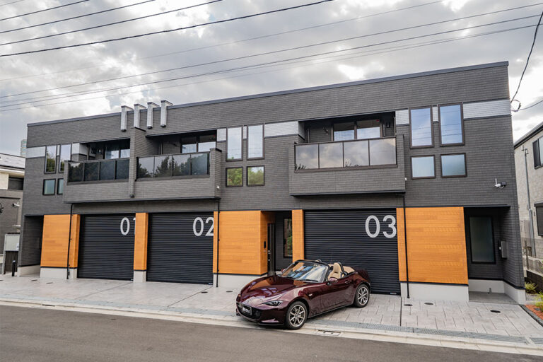 在宅や趣味にぴったりなアネックス付きガレージ｜練馬IC 1.0km