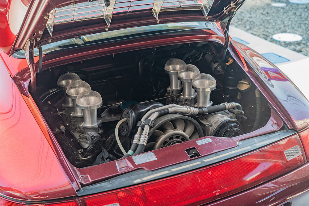 Porsche911（Type993）のエンジンルーム