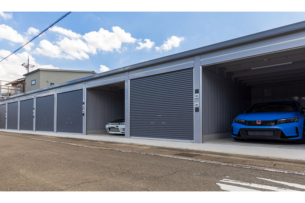 C棟ガレージは間口幅約3.1m/奥行約5.8m