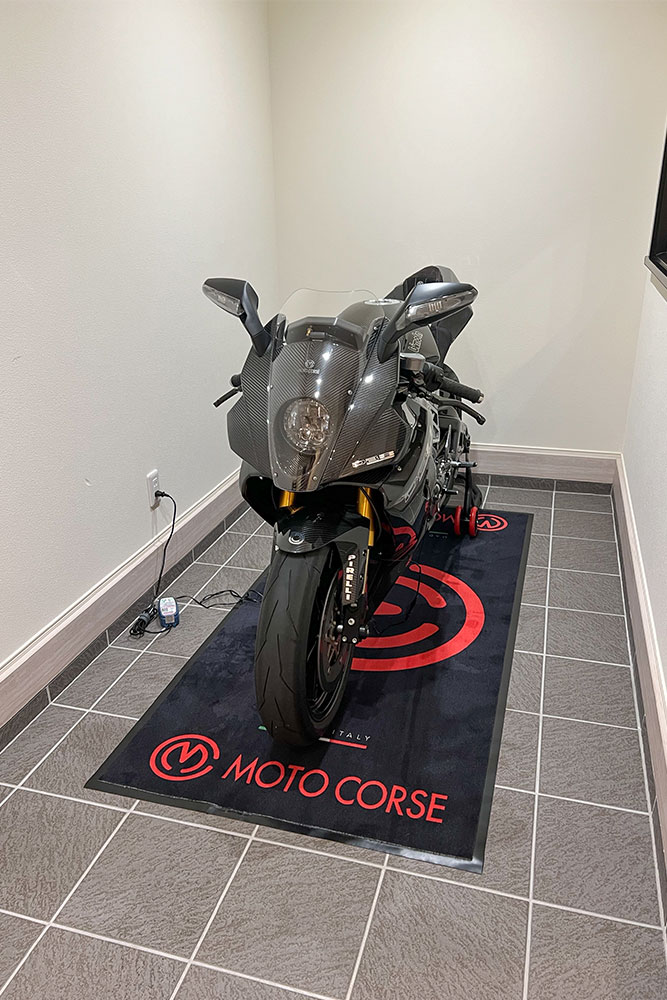 バイク展示スペース