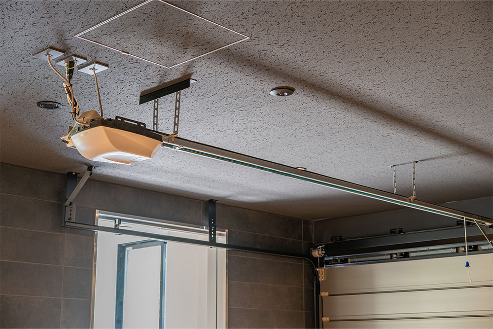 オーバースライダーの巻き上げ機