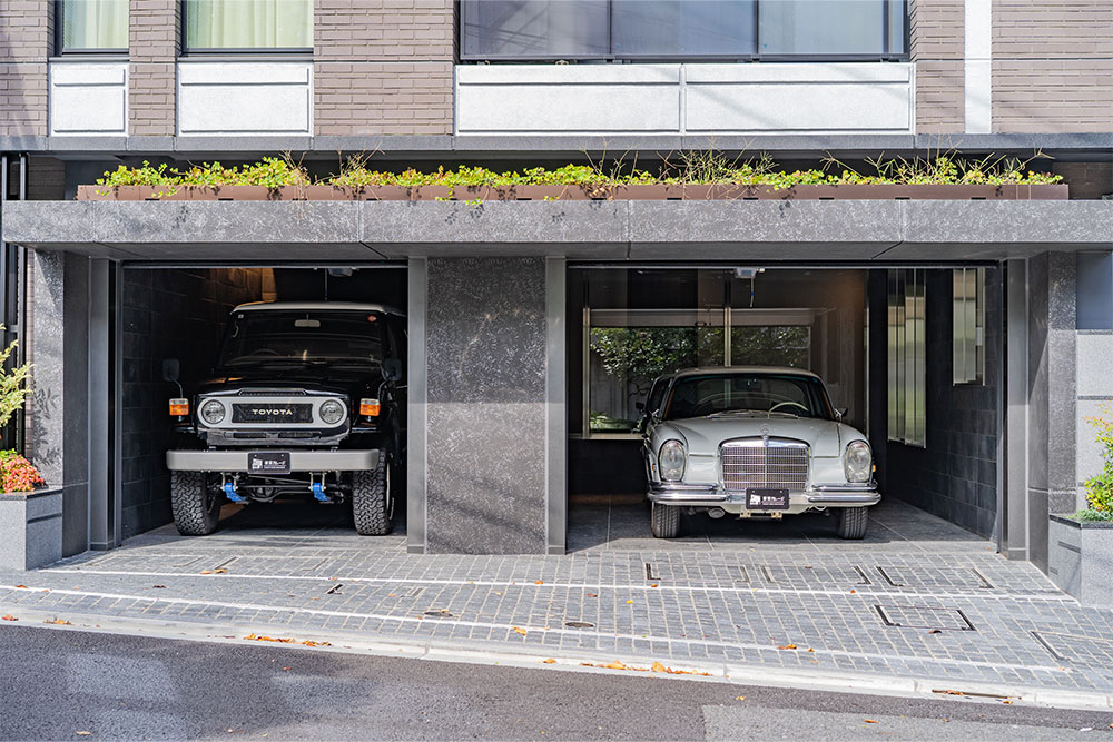 シャッター開口幅は右側3.20m/左側2.20m