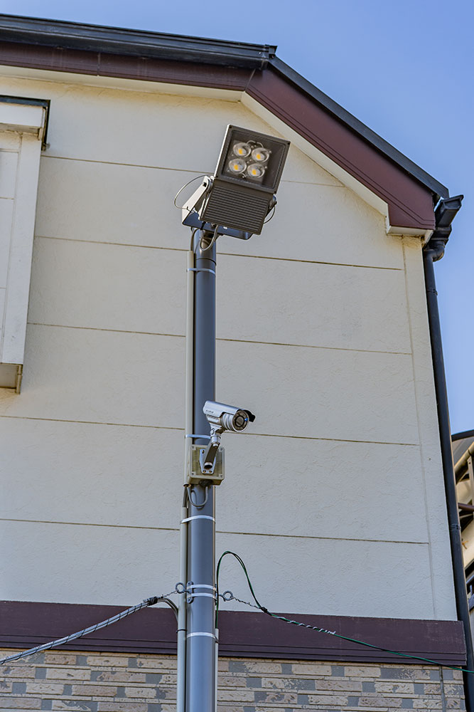 敷地内防犯カメラ