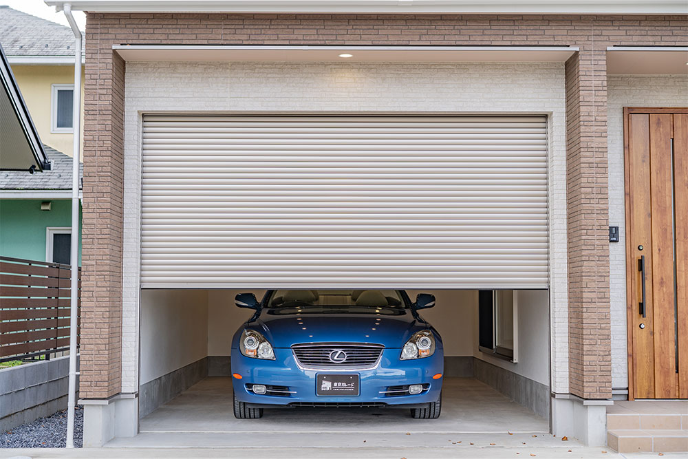 ガレージに駐車したLEXUS_SC430