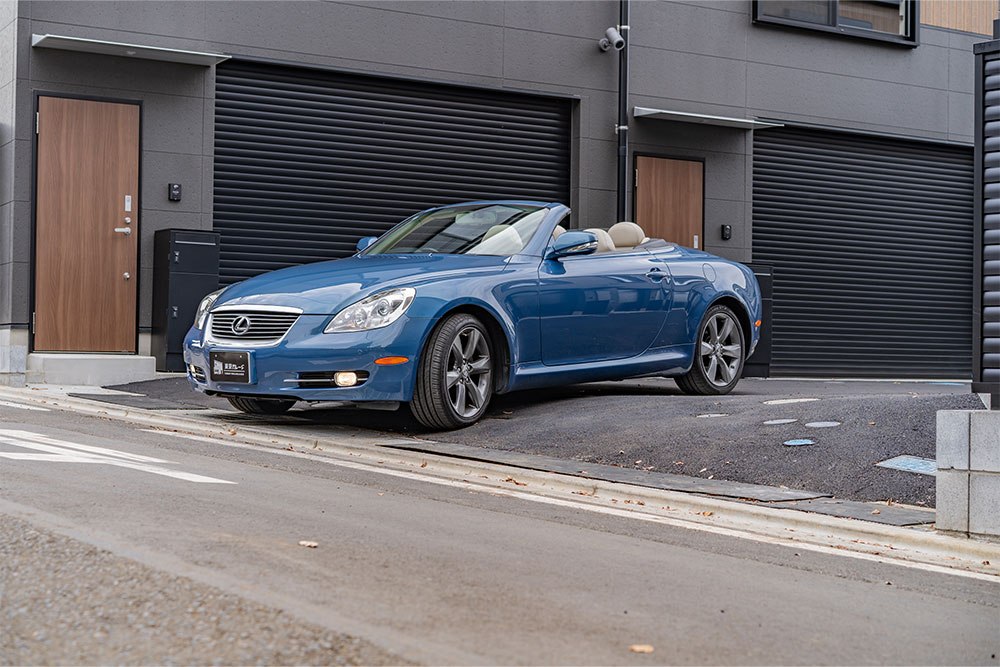 敷地入口の様子