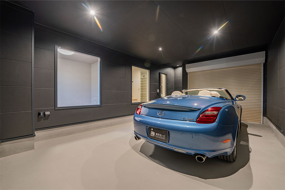 ガレージに駐車したLEXUS_SC430