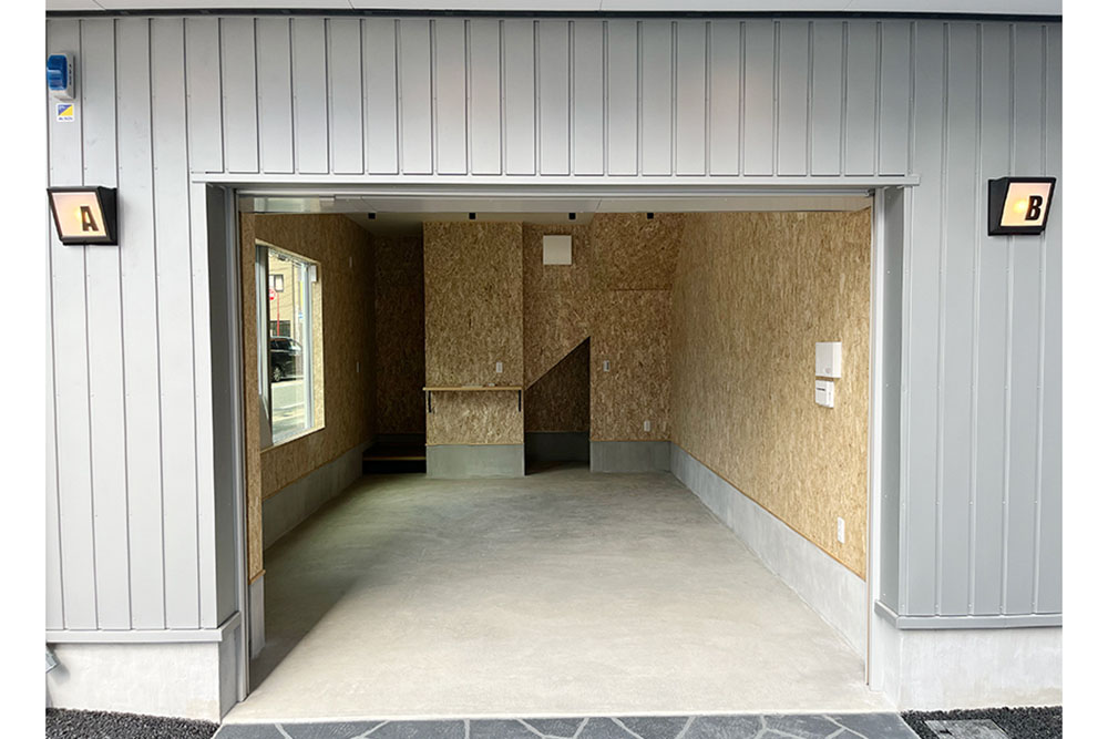 区画Aのガレージ