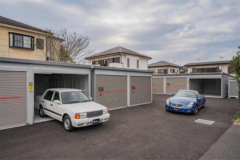 バイクコンテナから並列2台まで、計6タイプの貸しガレージ｜野田市