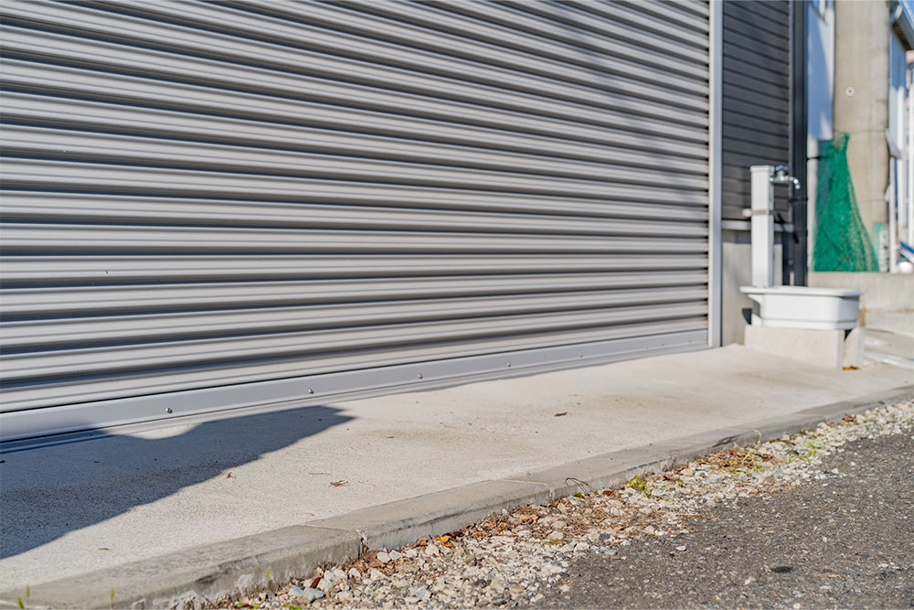 ガレージ入口の様子