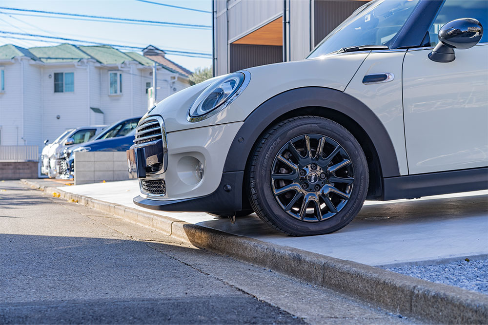 敷地入口の段差