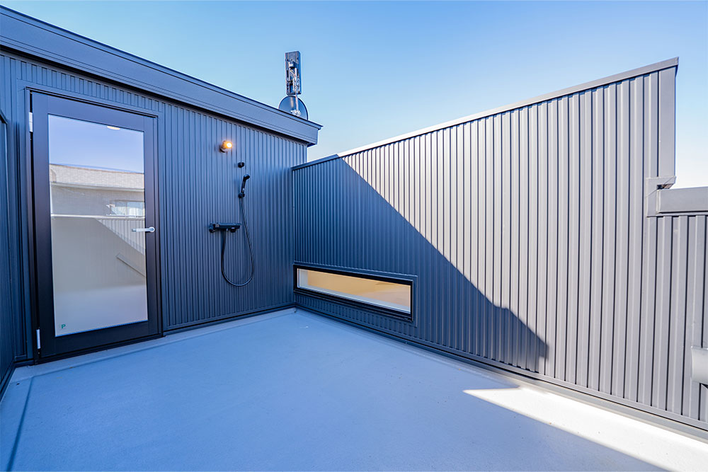 ルーフバルコニー