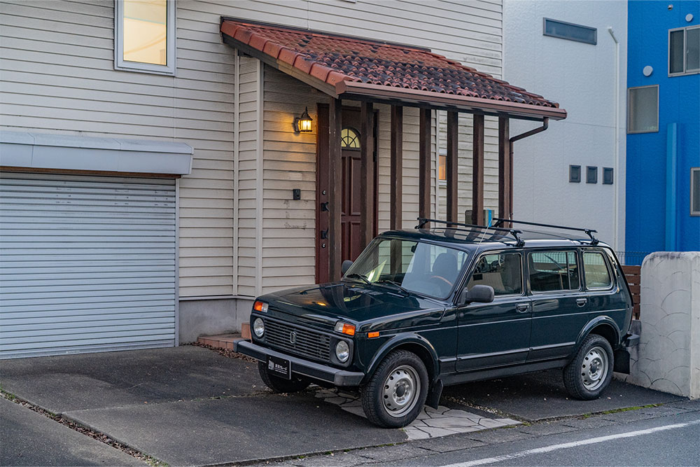 屋外駐車スペース