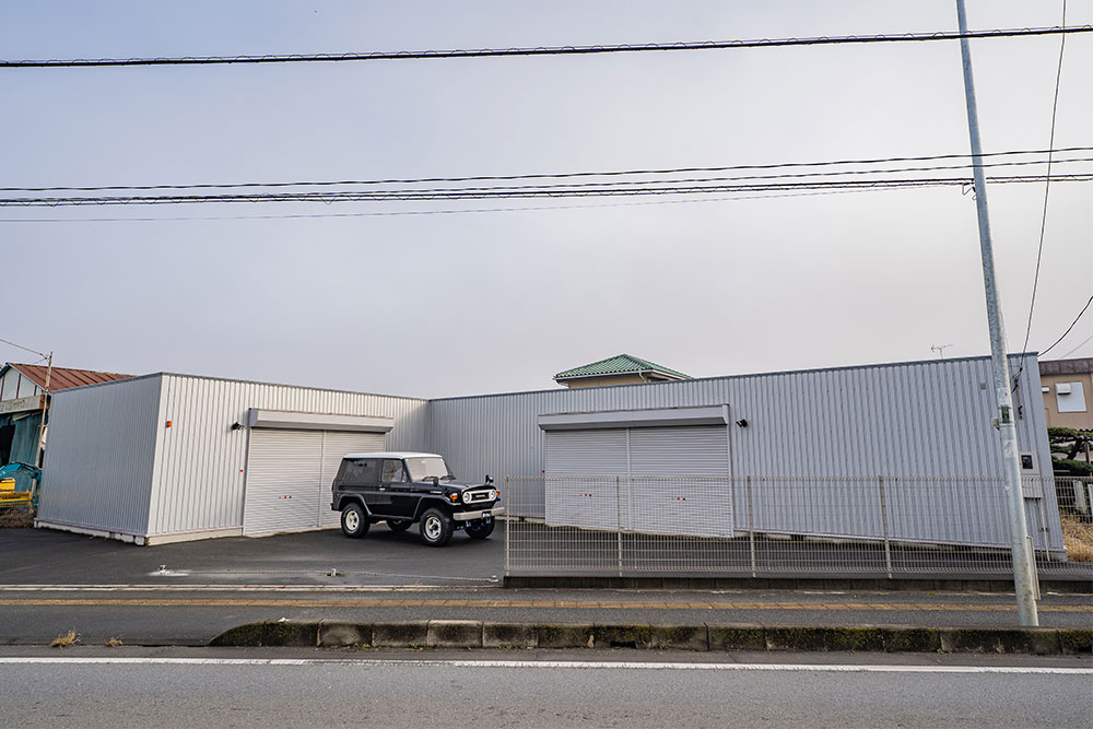 建物面積238.72㎡の大型ガレージ