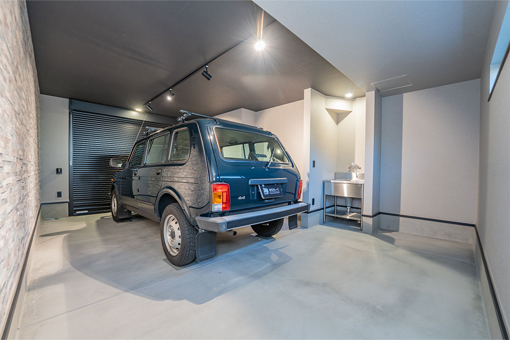 奥行6.11mで趣味道具やツールキャビも