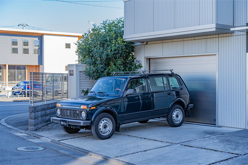 屋外駐車スペース
