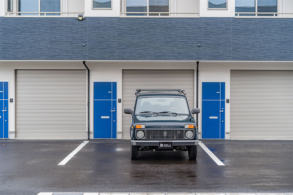 屋外駐車スペース