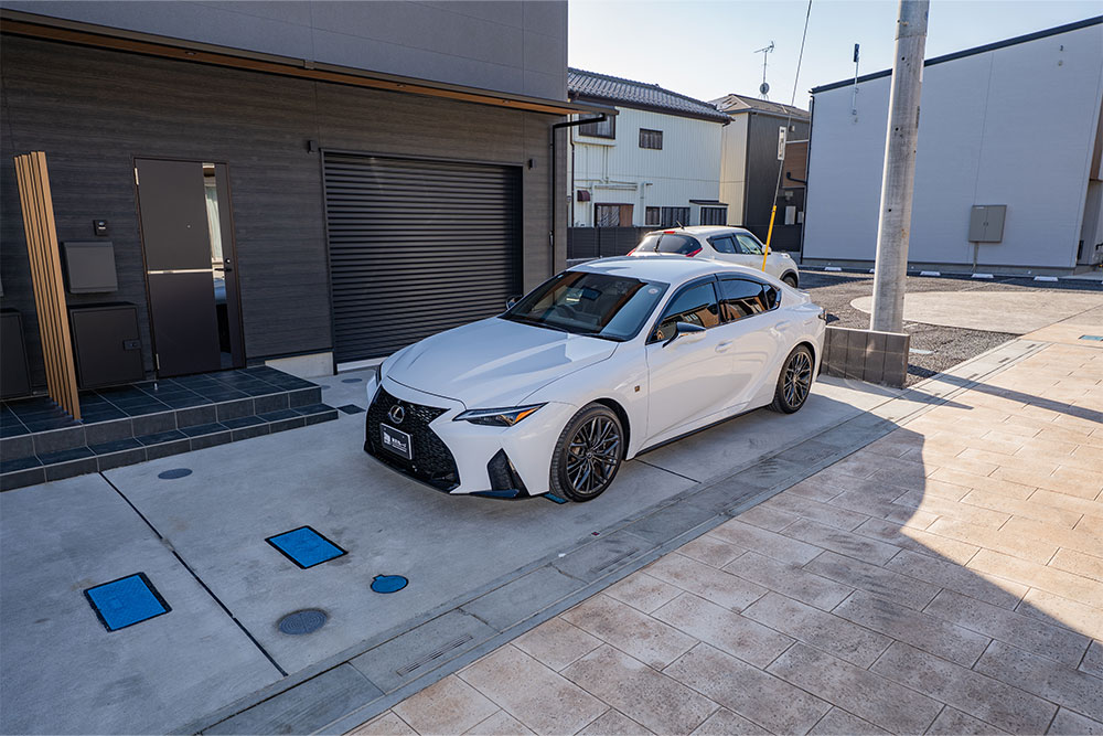 屋外駐車スペース