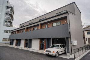 屋外P付きで家族車も、113m&sup2;の3LDK+ガレージ｜南与野駅 徒歩14分