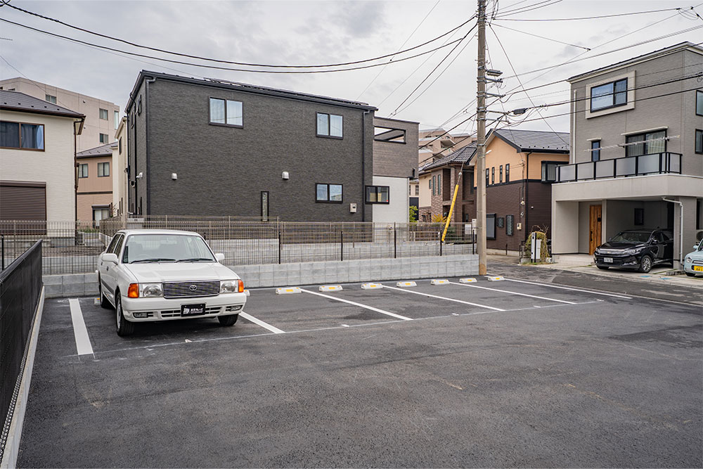 屋外駐車場付帯で2台体制もOK