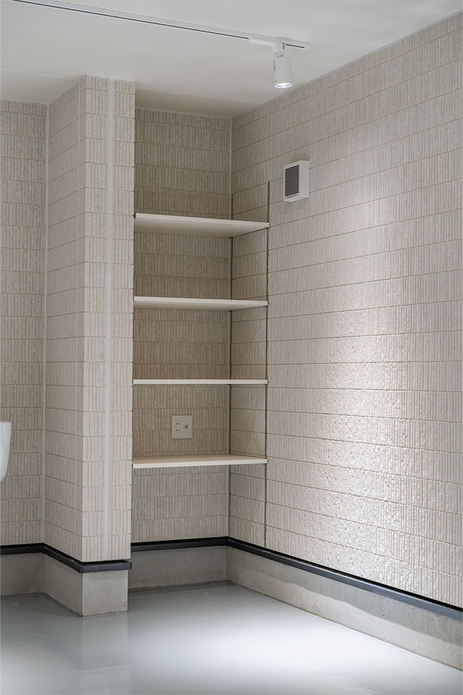 ガレージの可動棚