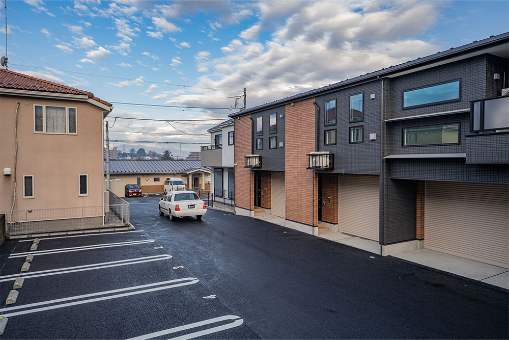 車路幅6.15mで大型車もストレスフリー