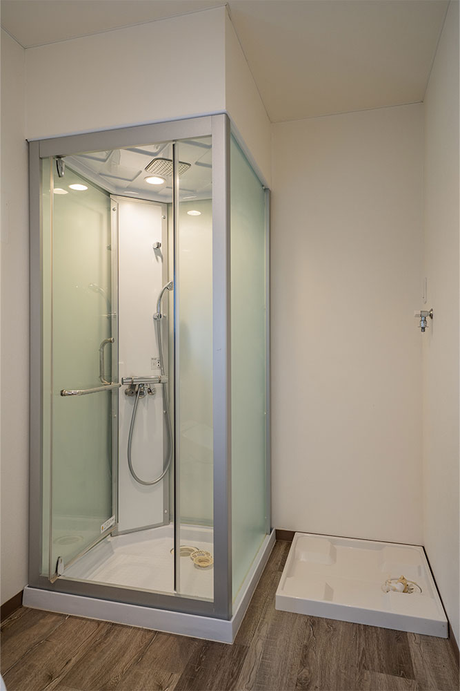 シャワールーム