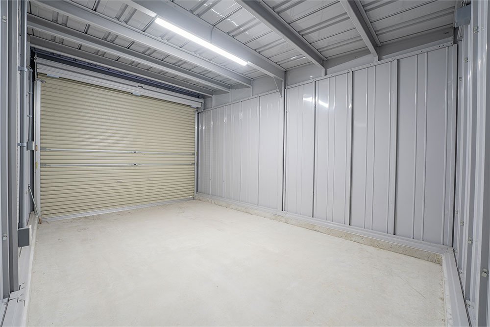 GR-101のガレージ内観