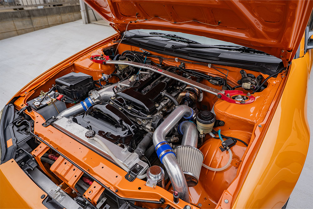 S15シルビアのエンジンルーム