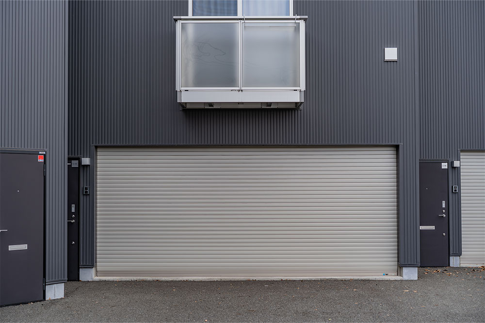 C-05/06は開口幅4.85mの2台タイプ