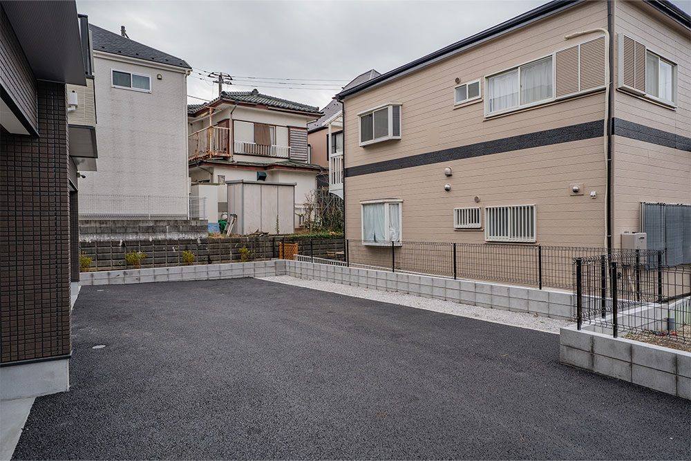 105号室前の車路