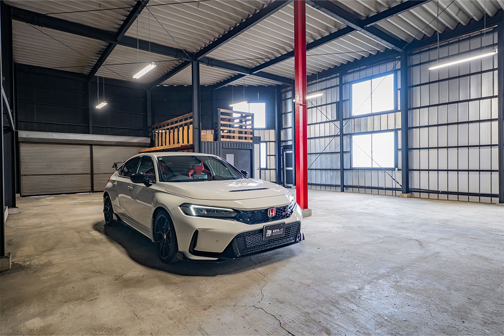 奥行は最大14.60m、休憩室部分で9.80m