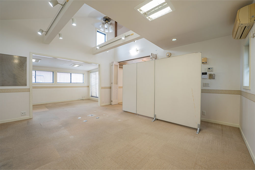 吹抜けが開放的な2F（計28.58帖）