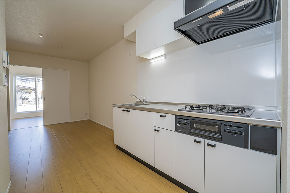 2FはLDK（10.3帖）+洋室（5.5帖）