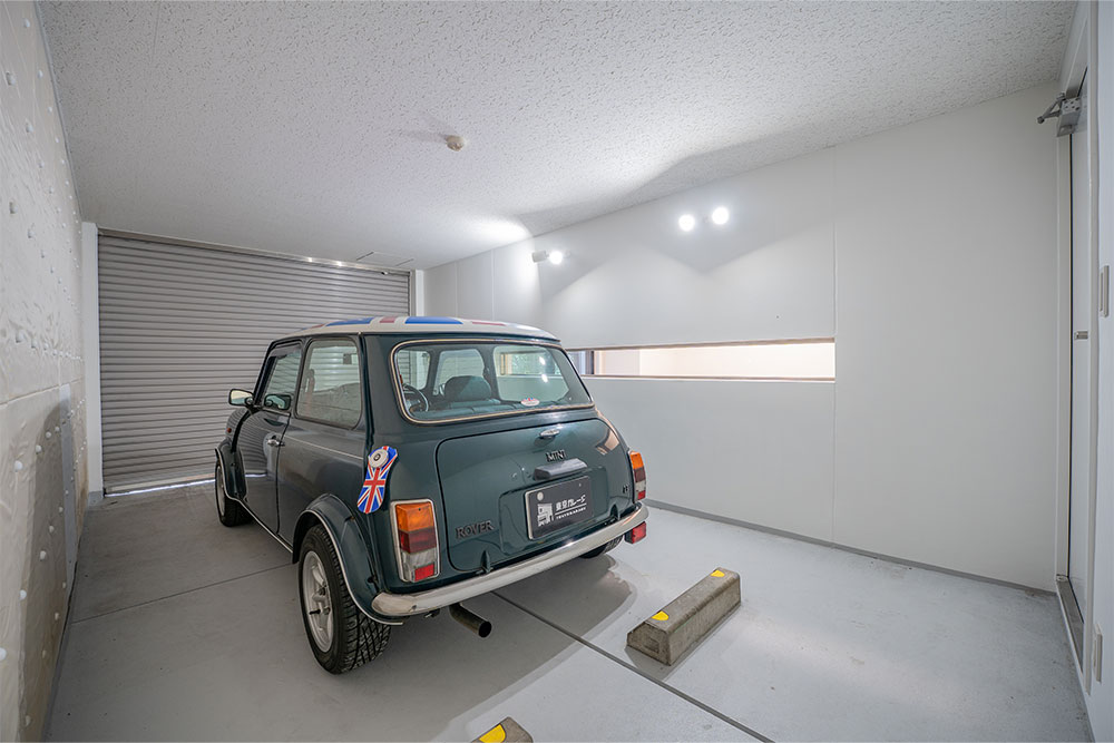 ガレージ寸法は横幅2.95m×奥行5.45m