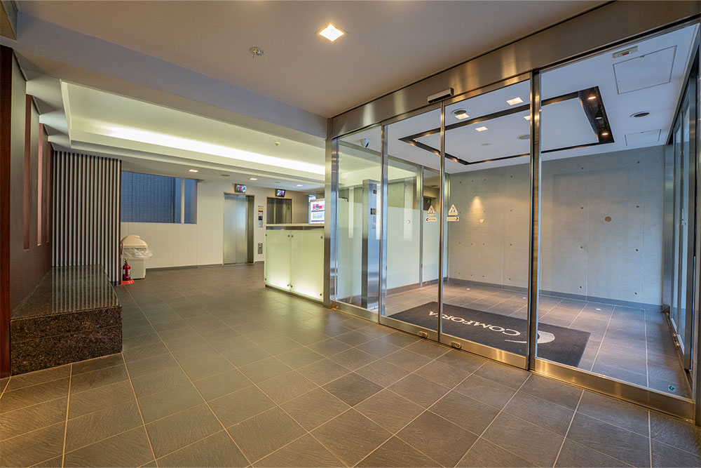 マンションエントランス