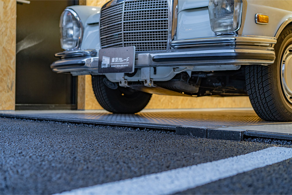 ガレージ入口の段差
